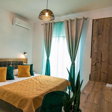 Hotel Casa Adiman Vama Veche Exteriér fotografie