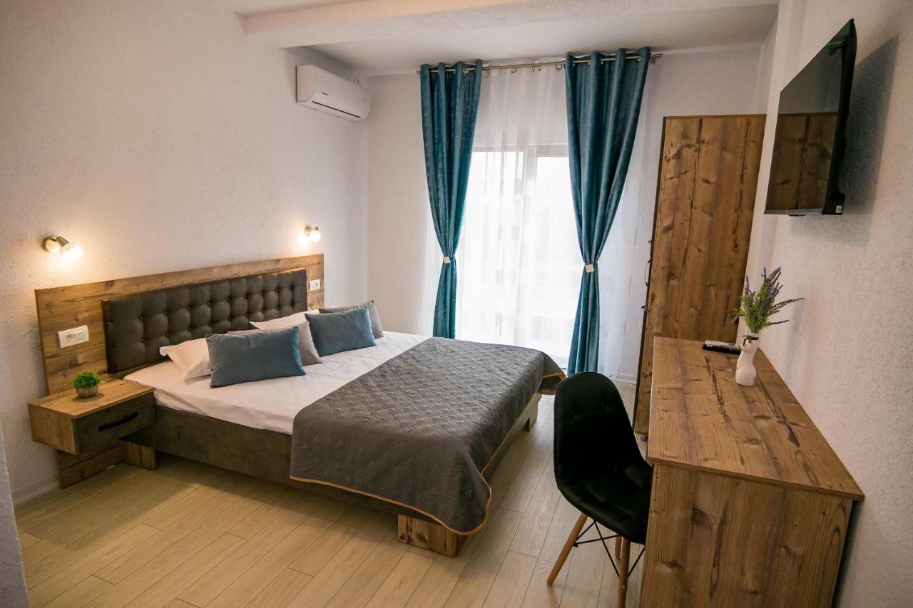 Hotel Casa Adiman Vama Veche Exteriér fotografie