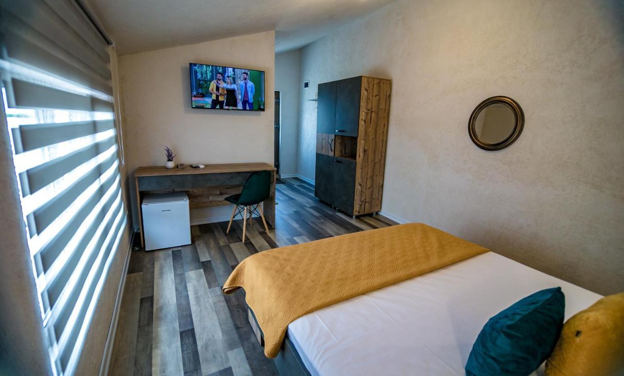 Hotel Casa Adiman Vama Veche Exteriér fotografie